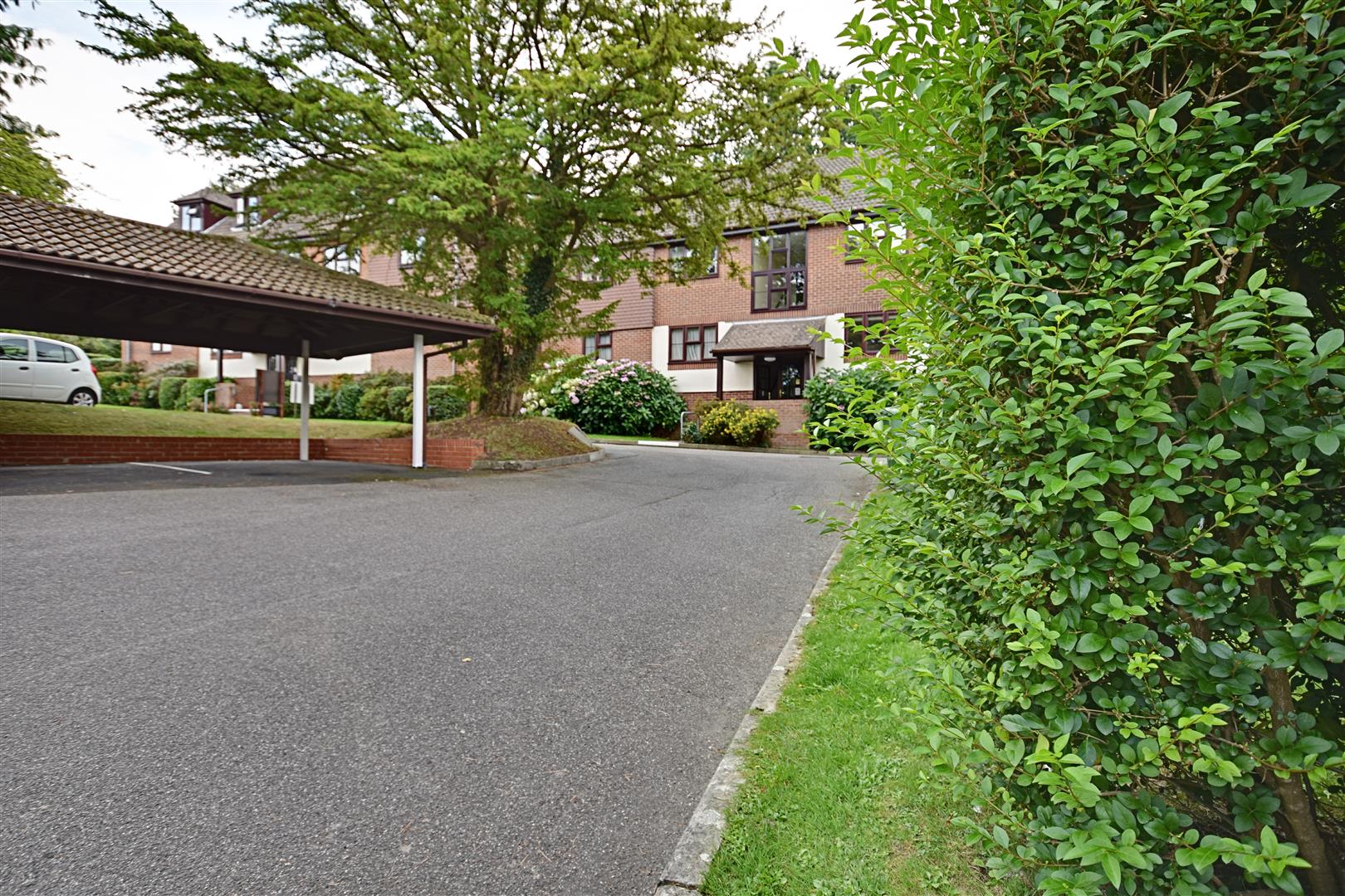 Mansell Close, BexhillOnSea Rush, Witt & Wilson